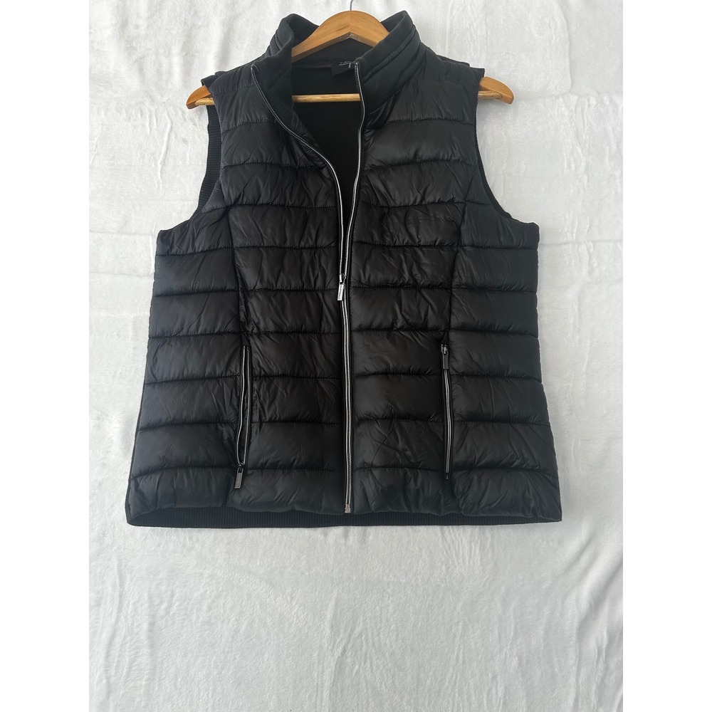 Tahari Black Puffer Vest Women's Size OS Full Zip Pockets‎ Quilted
